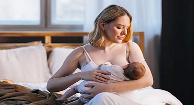 Anillos de leche materna y cordón umbilical: ¿joyas de apego o mitificación de la maternidad?