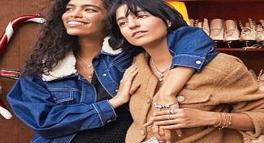 La marca danesa Pandora lanzó su colección Timeless para la temporada de fin de año